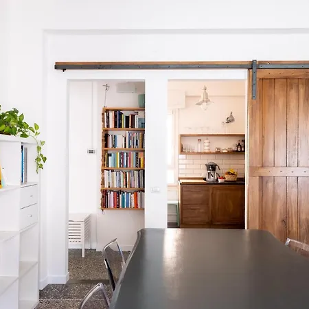 Domus Deiana Apartment *